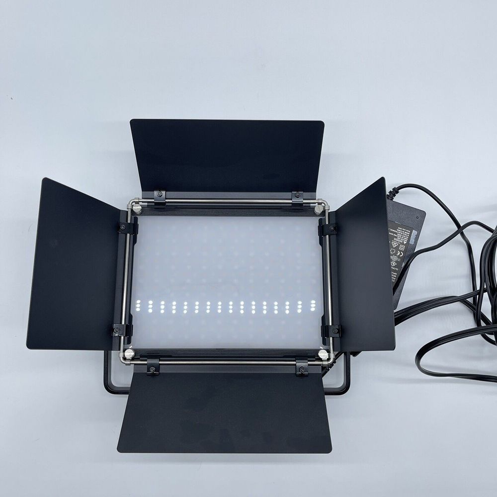 For‎ Parts Pro Master CL68RGB LED Panel Light